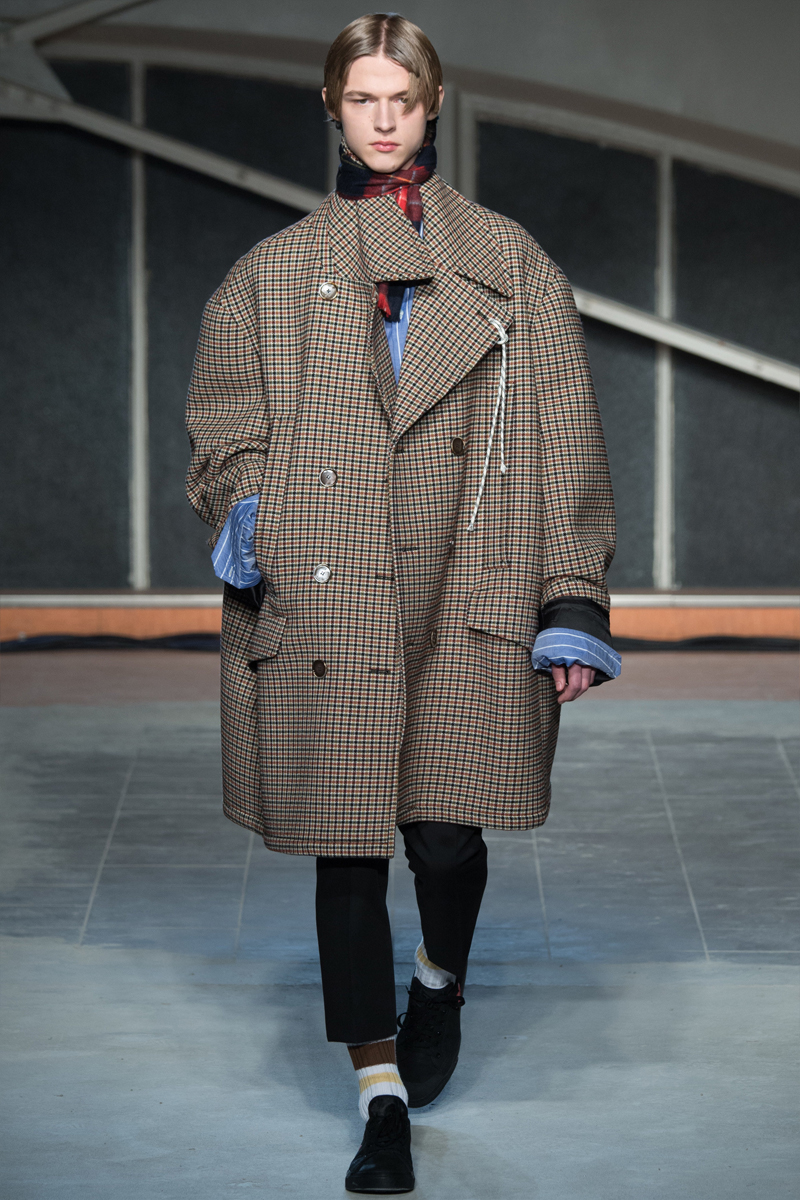 Even Raf Simons' fall-winter 2016 coats enjoy oversized proportions.