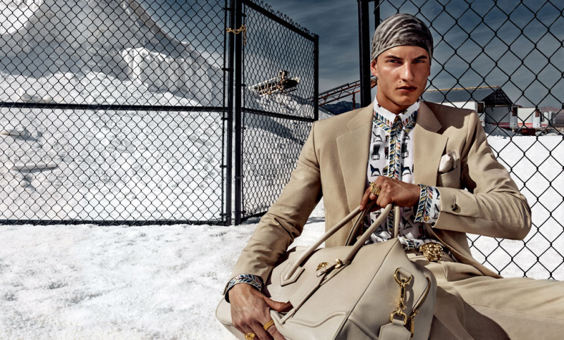 Versace-2016-Spring-Summer-Mens-Campaign-006 » Versace's Man Puts on a Brave Face for Spring Ads Versace-2016-Spring-Summer-Mens-Campaign-006