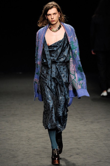 Vivienne Westwood Makes an Androgynous Statement for Fall