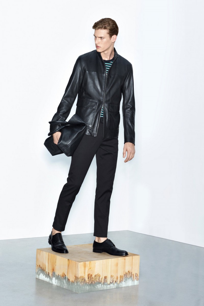 BOSS-Hugo-Boss-2016-Spring-Summer-Menswear-Look-Book-002 » BOSS Makes a Case for Blue Spring Tailoring BOSS-Hugo-Boss-2016-Spring-Summer-Menswear-Look-Book-002
