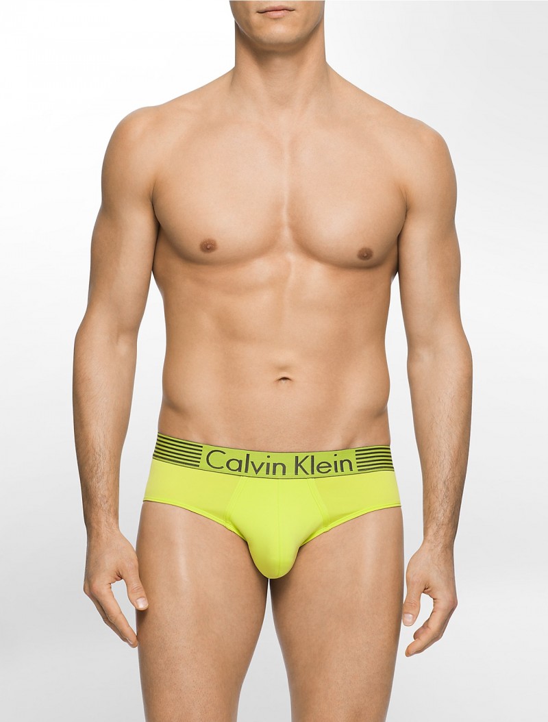Calvin Klein Underwear Iron Strength Micro Hip Brief