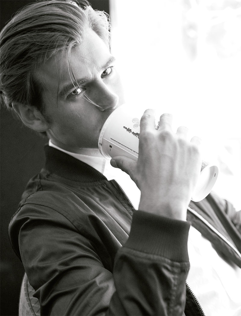 GUESS 2016 Elle Man Mexico Editorial