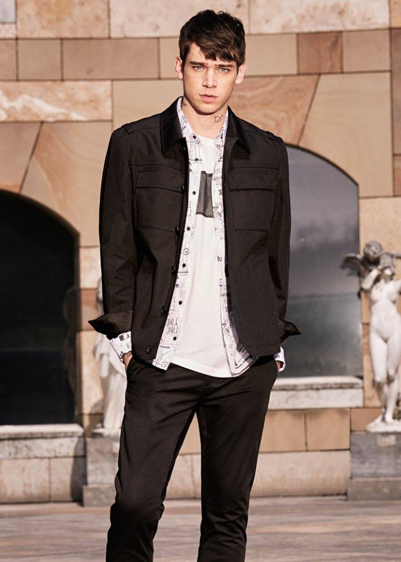 Cole Mohr layers for spring with HUGO by Hugo Boss.