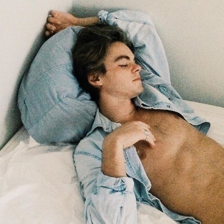 Konrad Annerud Leonardo DiCaprio Lookalike Instagram Pictures 006