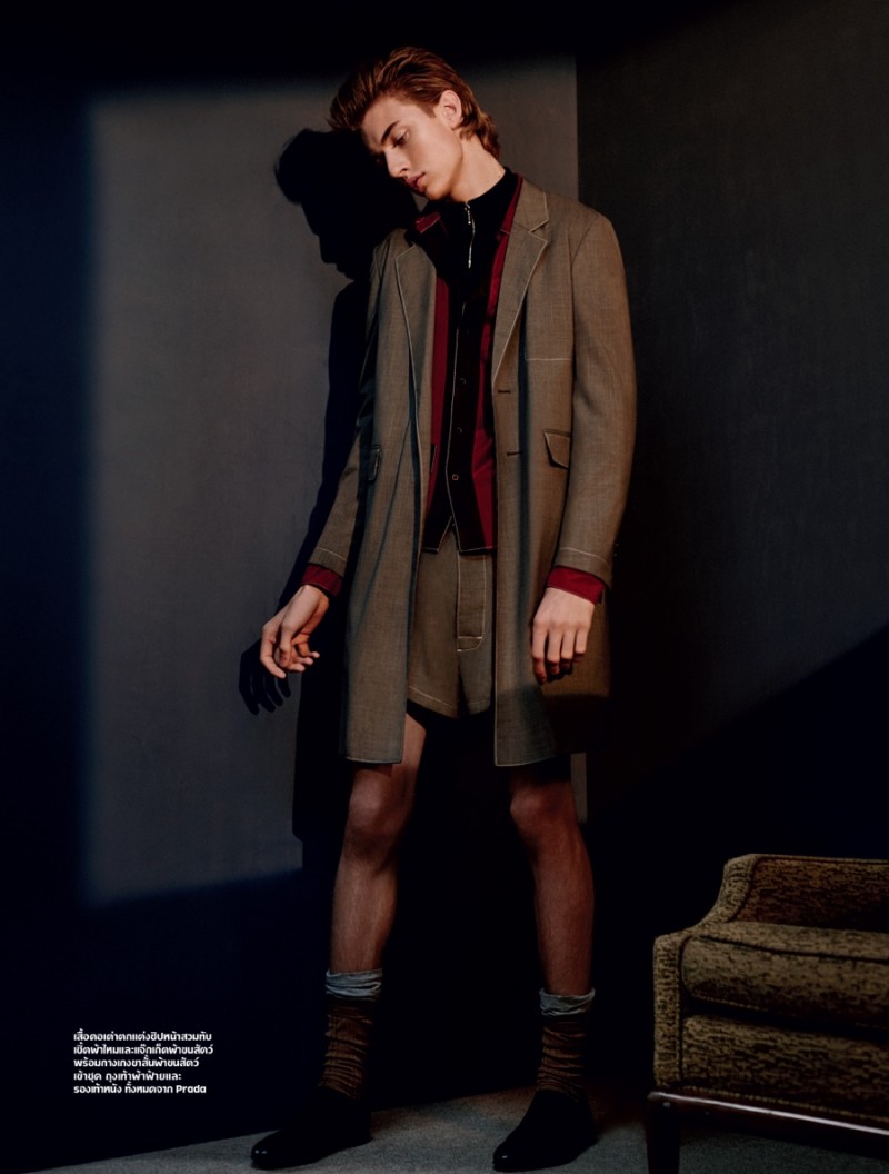 Lucky Blue Smith dons relaxed spring tailoring from Prada.