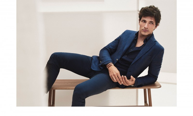 Andres Velencoso Segura dons a navy suiting look from Massimo Dutti's NYC Limited Edition collection.