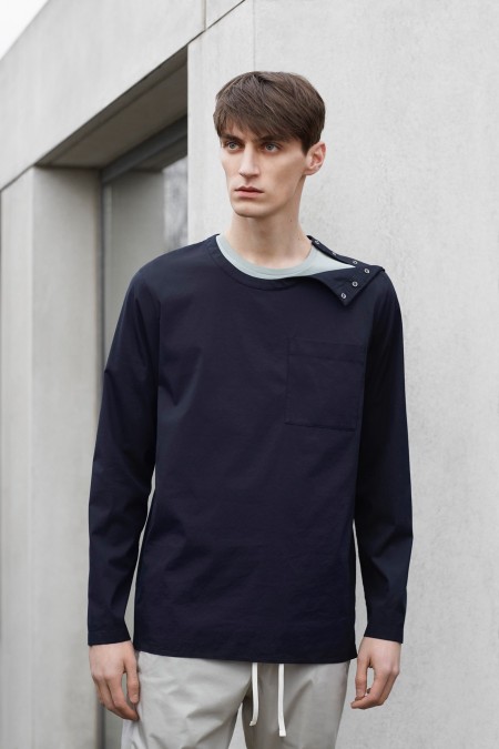COS Rounds Up Spring Essentials for Minimal Outing