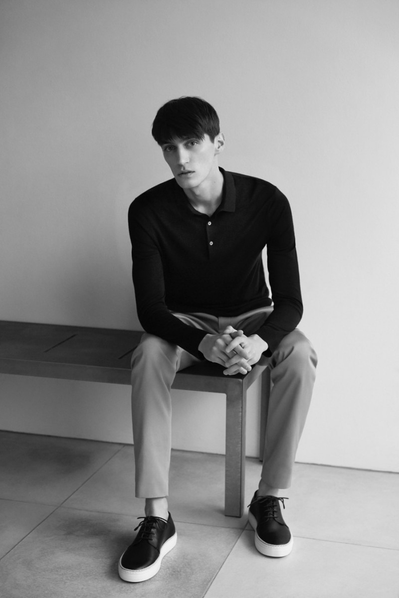 COS Men's Fitted Polo Shirt, Slim-Cut Trousers and Sneakers