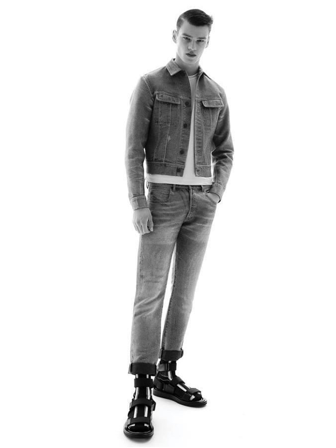 Filip Hrivnak photographed by Ignazio Lozano in Calvin Klein Collection for The Independent magazine. » The Independent Covers Calvin Klein Collection Filip Hrivnak photographed by Ignazio Lozano in Calvin Klein Collection for The Independent magazine.