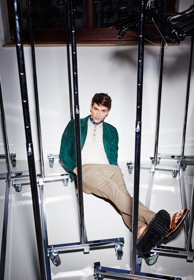 Dylan wears jacket Belstaff, polo shirt Joop! neckerchief Canali, trousers Bally and sandals Salvatore Ferragamo.