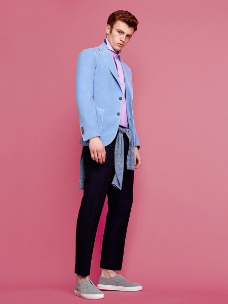 L'Officiel Hommes Turkey Offers Pop of Color with Spring Tailoring