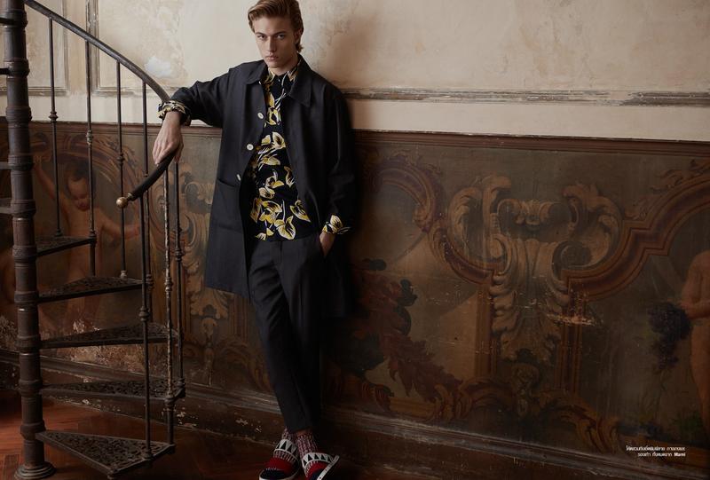 Lucky Blue Smith is a sleek vision in Emporio Armani menswear. » Lucky Blue Smith Snags Spring Cover of Harper's Bazaar Men Thailand Lucky Blue Smith is a sleek vision in Emporio Armani menswear.