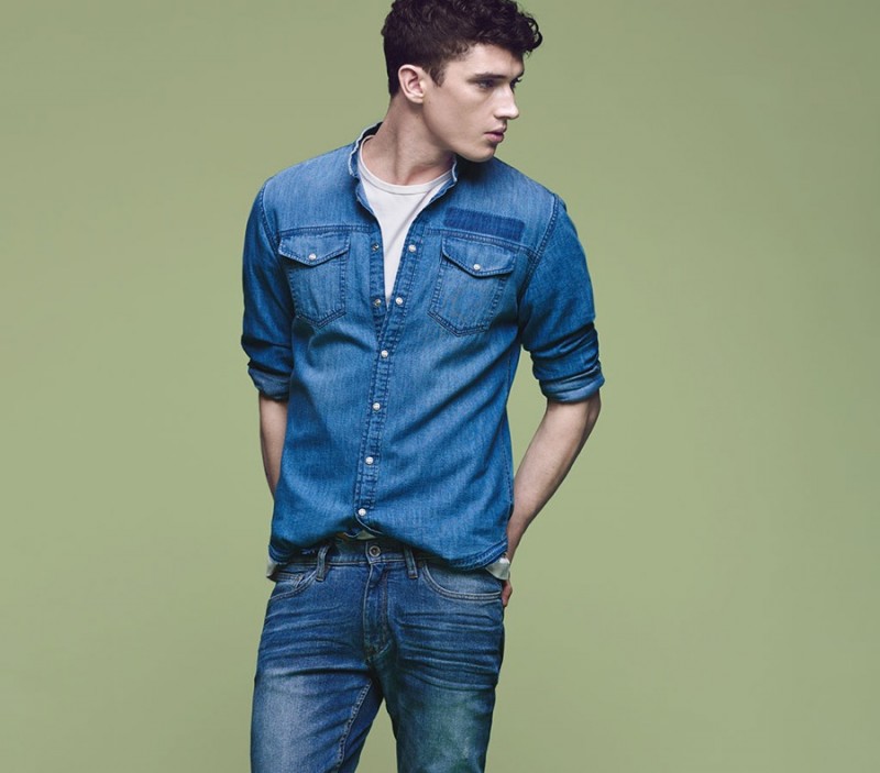 Mango Denim Guide: Matthew Holt Models Latest Fits – The Fashionisto