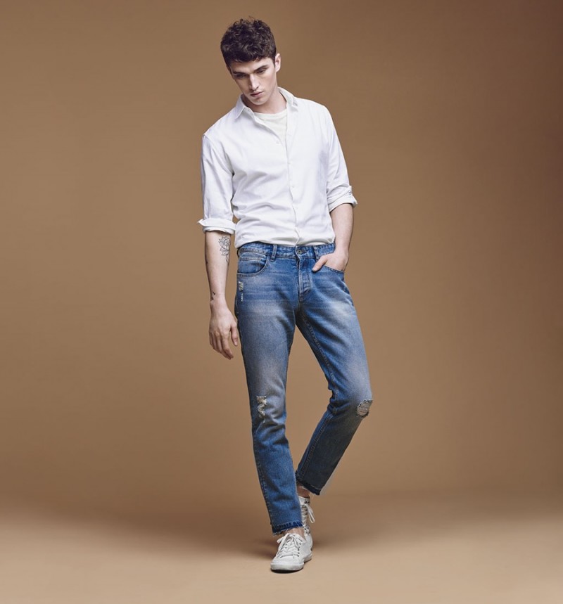 Matthew Holt wears Mango's Rick Slim-Fit jeans.