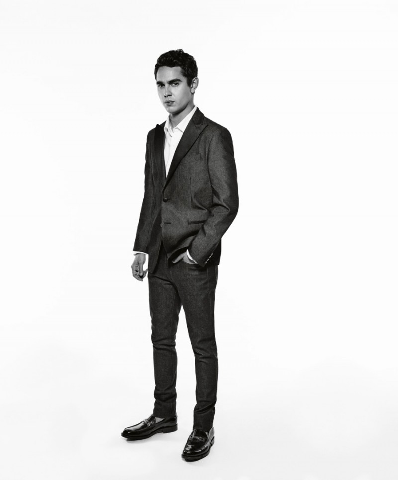 Tod's Band: Max Minghella