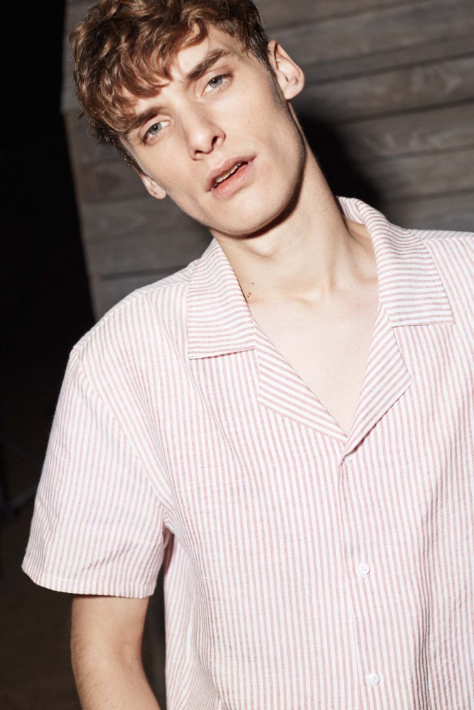 Damien Vernieuwe is front and center in a linen shirt for Fox Haus' summer 2016 campaign.