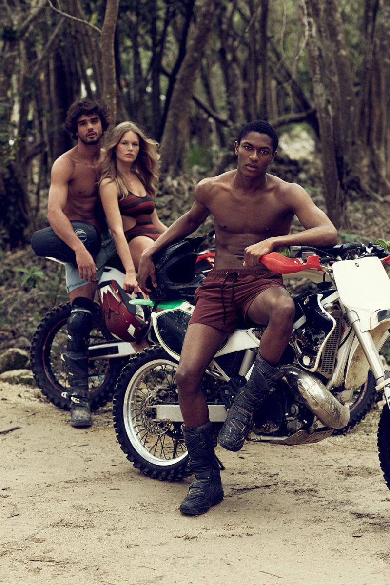 Hamid Onifade is joined by Marlon Teixeira and Anna Ewers for H&M's summer 2016 campaign. 