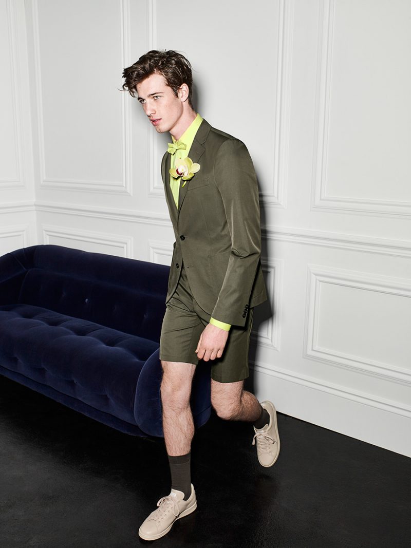 Tailored Shine: Robbie Beeser is front and center in a short Satiny pastel suit from Le 31.