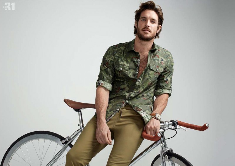 Justice Joslin models a tonal tropical print shirt from Simons LE 31.