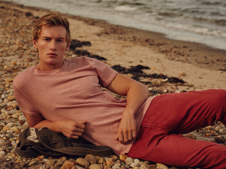 On the Coast Abercrombie & Fitch Rounds Up Summer Styles The Fashionisto