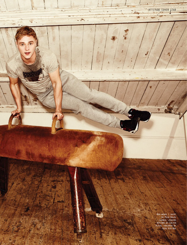 Ben Hardy gets in a workout, wearing a Polo Ralph Lauren t-shirt with Calvin Klein joggers and Nike sneakers.