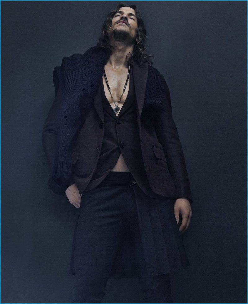 Jarrod Scott photographed by An Le for H magazine.