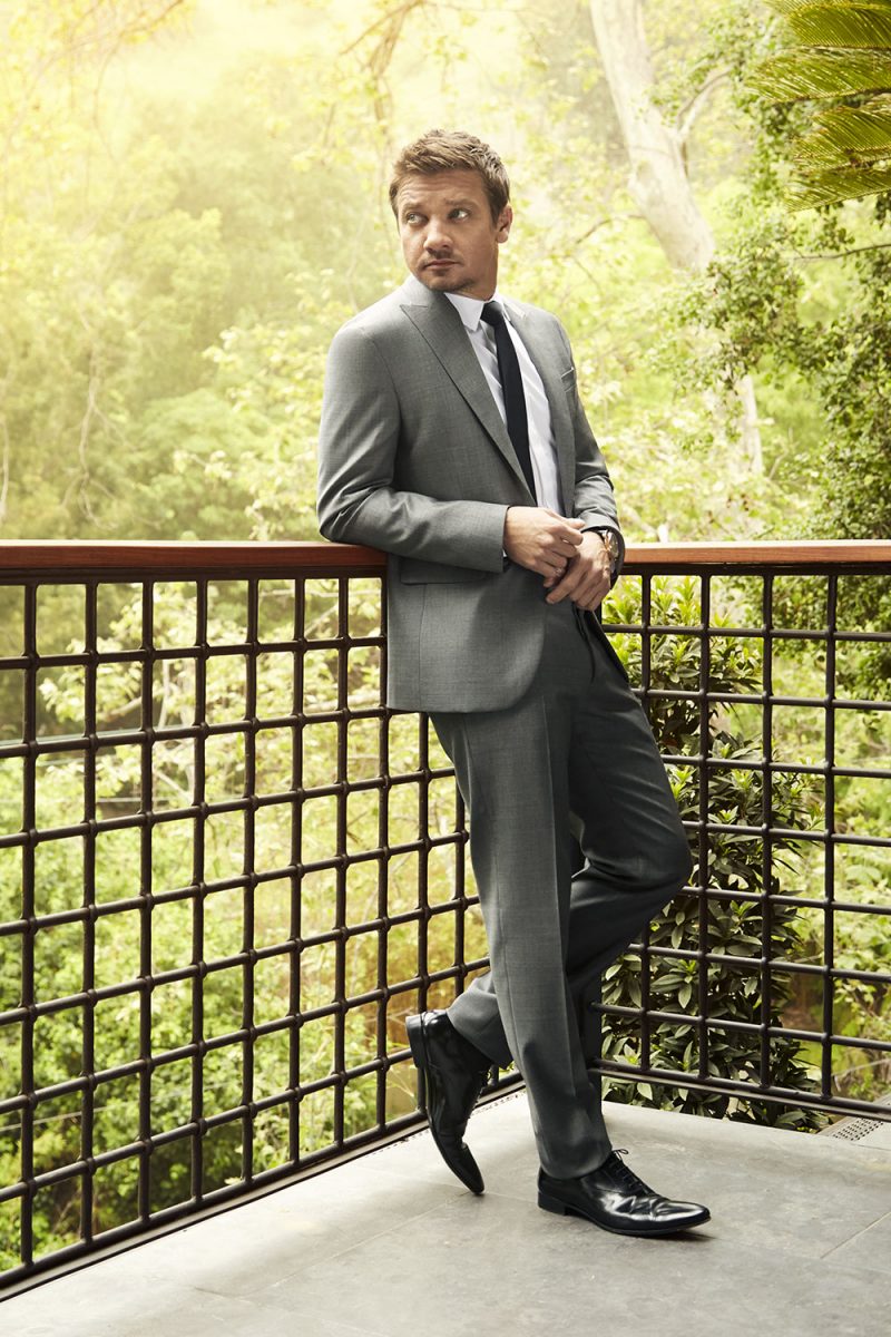 Jeremy Renner suits up for the pages of Robb Report.