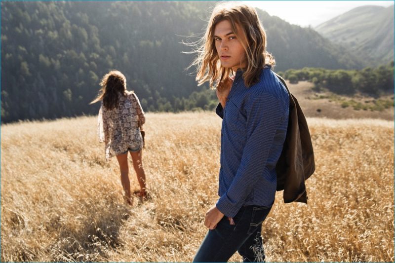 American Eagle retreated to nature for its laid-back spring 2016.