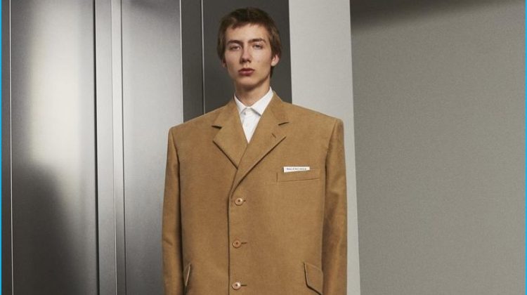 Balenciaga Casts a Grand Shape for WWD