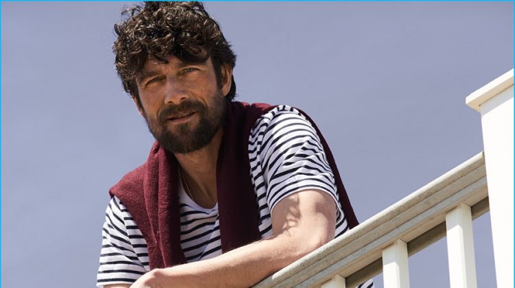 Endless Summer: Club Monaco Spotlights Core Essentials