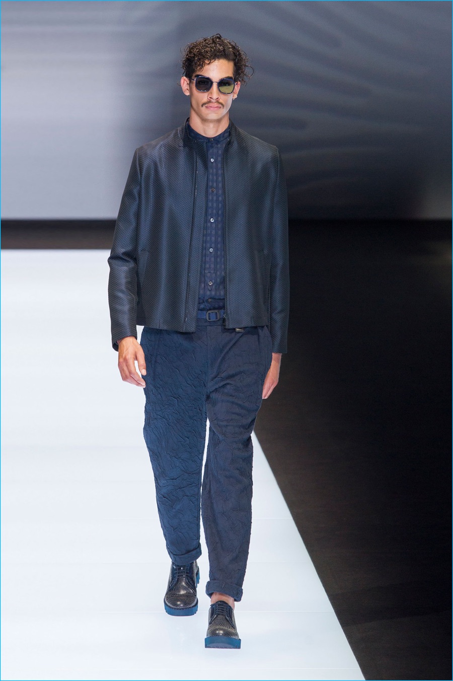 Emporio Armani 2017 Spring/Summer Men's Runway Collection