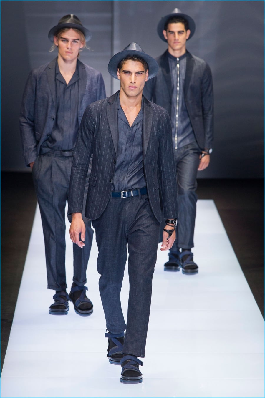 Emporio Armani 2017 Spring Summer Mens Runway Collection