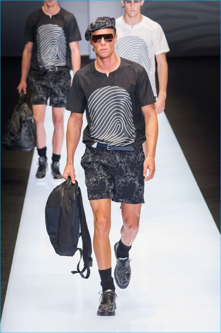 Emporio Armani 2017 Spring/Summer Men's Runway Collection