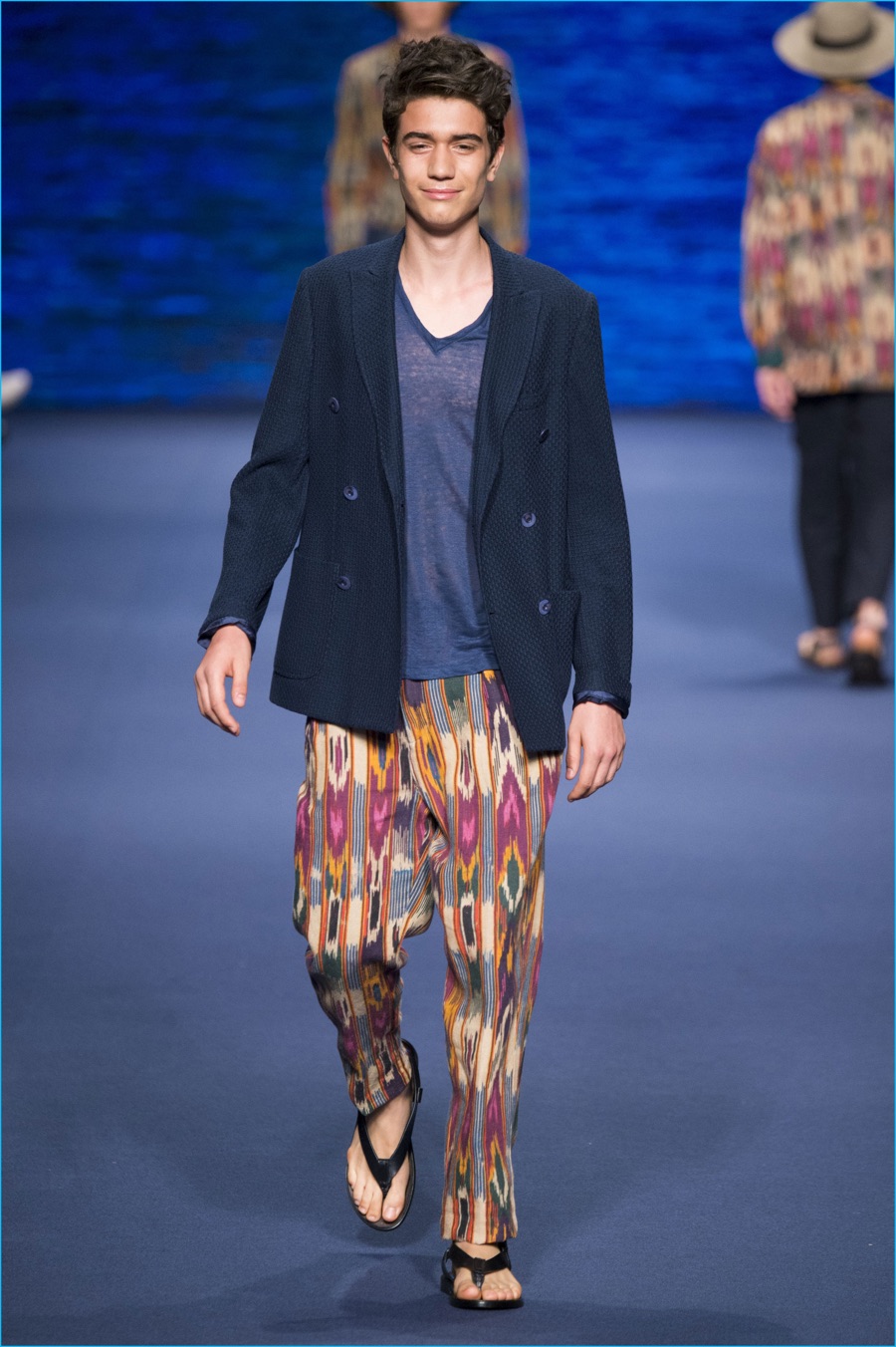Etro 2017 Spring/Summer Men's Runway Collection