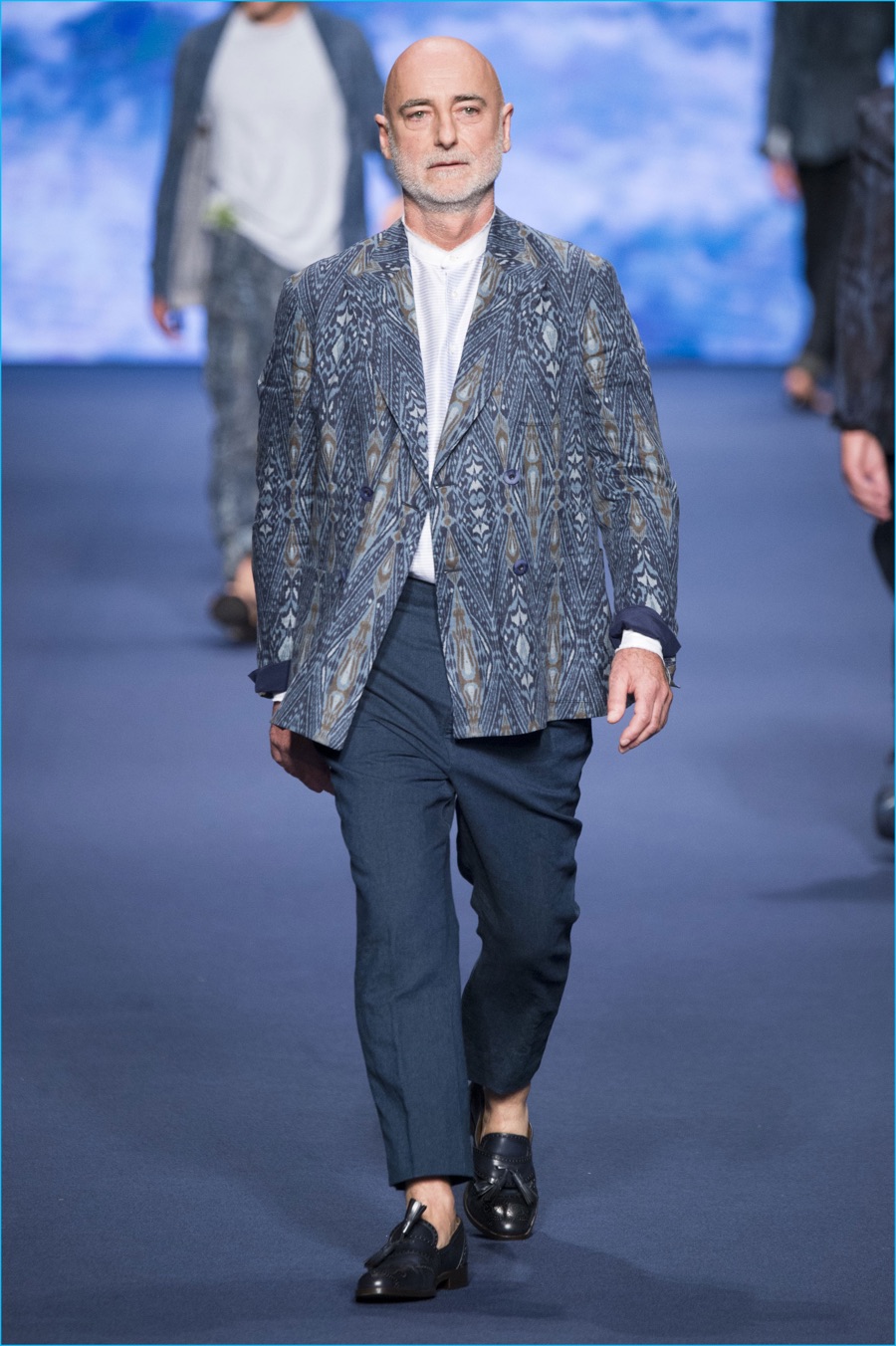 Etro 2017 Spring/Summer Men's Runway Collection