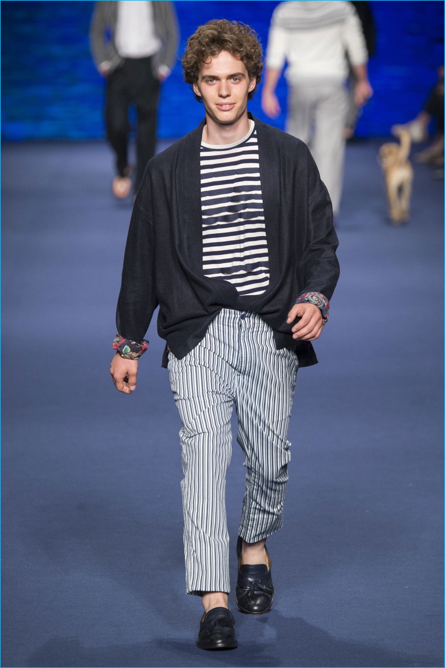 Etro 2017 Spring/Summer Men's Runway Collection