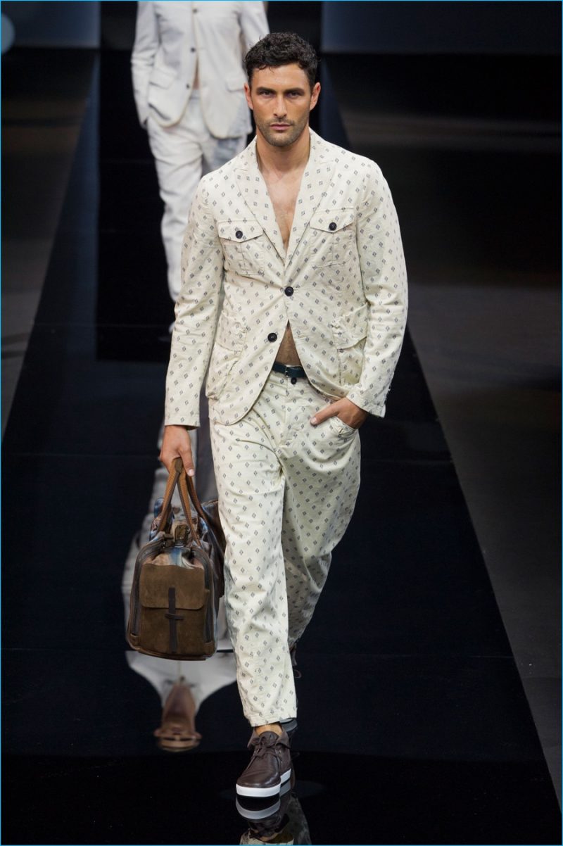 Giorgio Armani embraces soft tailoring for spring-summer 2017.