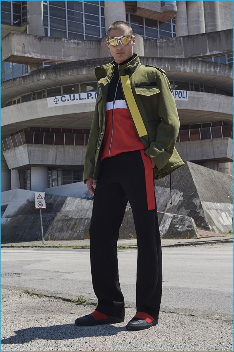 Colorblocking also comes into play for Givenchy's resort 2017 collection.