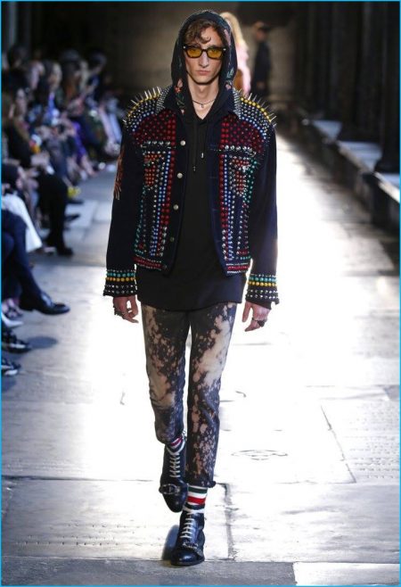 Gucci 2017 Mens Cruise Collection Runway Show 005