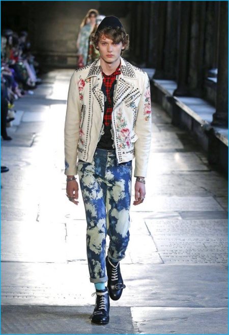 Gucci 2017 Mens Cruise Collection Runway Show 011