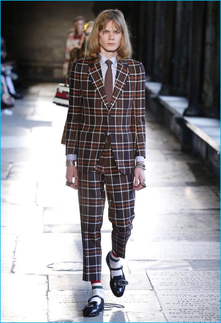 Gucci has a mod style moment with plaid suiting from its cruise 2017 collection.