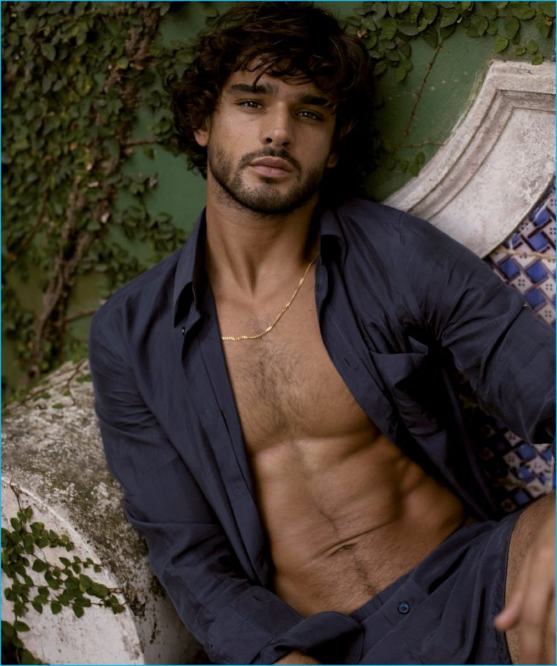 Marlon Teixeira graces the pages of Harper's Bazaar España.