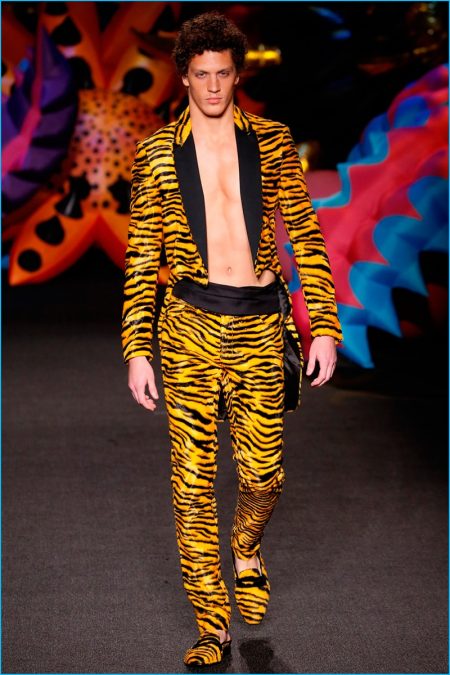 Moschino 2017 Spring Summer Mens Collection Runway Pictures 006