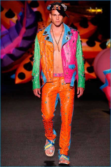 Moschino 2017 Spring Summer Mens Collection Runway Pictures 020