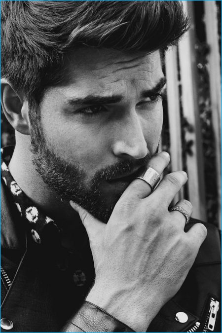 Nick Bateman 2016 Editorial LOfficiel Hommes Ukraine 002