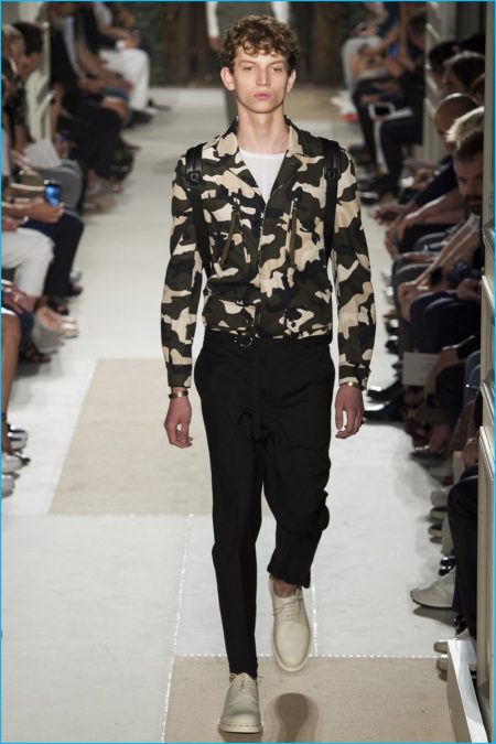 Valentino 2017 Spring Summer Mens Runway Collection 018