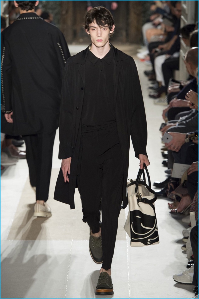 Valentino 2017 Spring/Summer Men’s Runway Collection | Page 2 | The ...