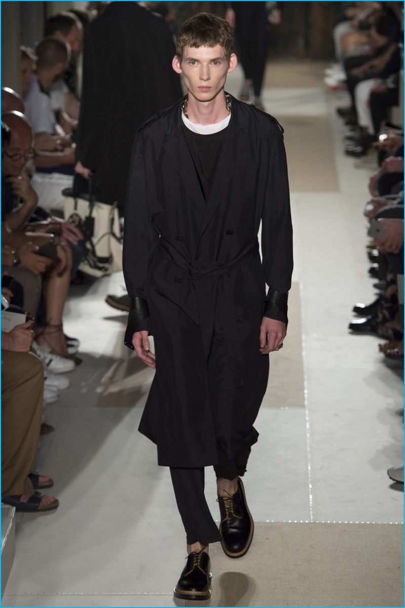 Valentino 2017 Spring/Summer Men’s Runway Collection | Page 2 | The ...