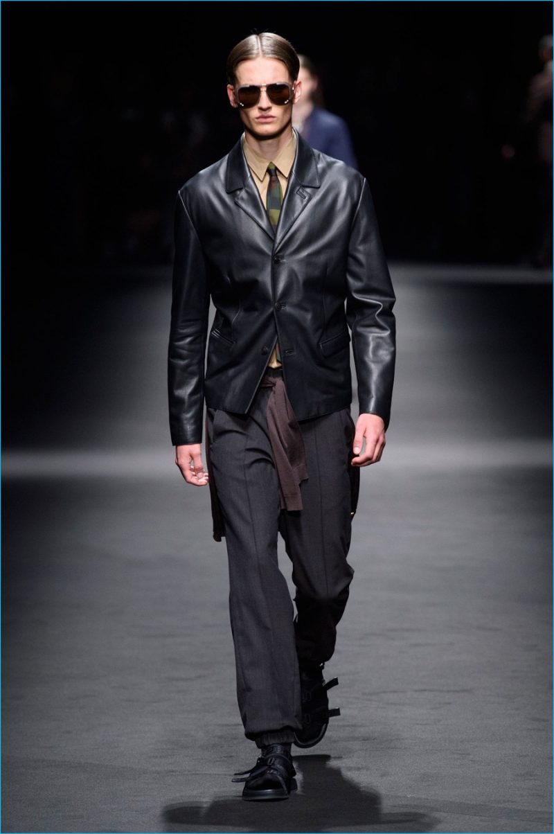 Leather is revisited by Versace with lightweight jackets for an effortless cool. » Versace Goes Sporty & Dark for Spring Collection Leather is revisited by Versace with lightweight jackets for an effortless cool.