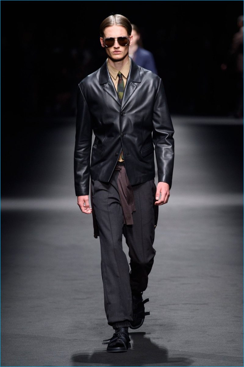 Leather is revisited by Versace with lightweight jackets for an effortless cool.